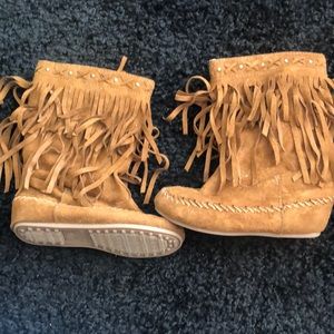 Moccasins boots